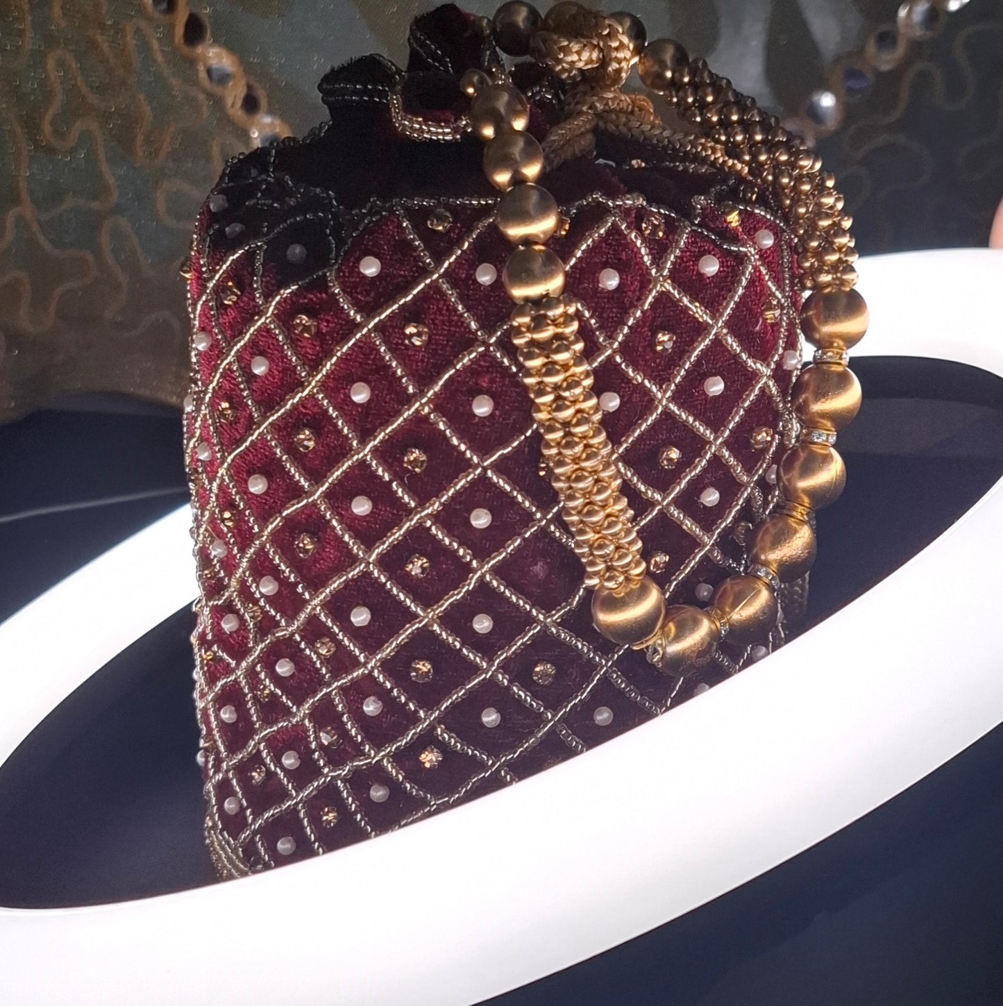 Maroon Riya Potli