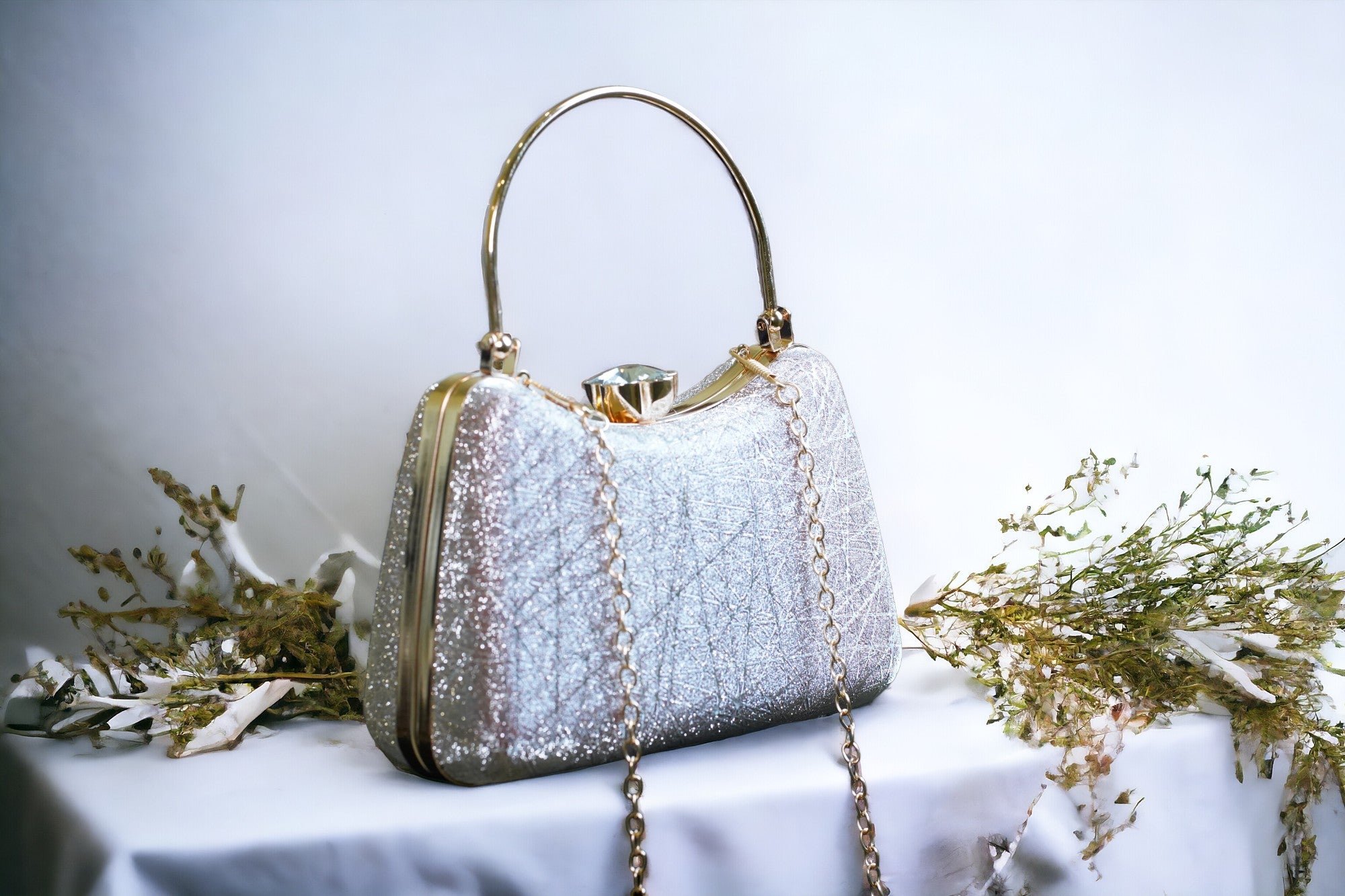 Designer clutch sale outlet