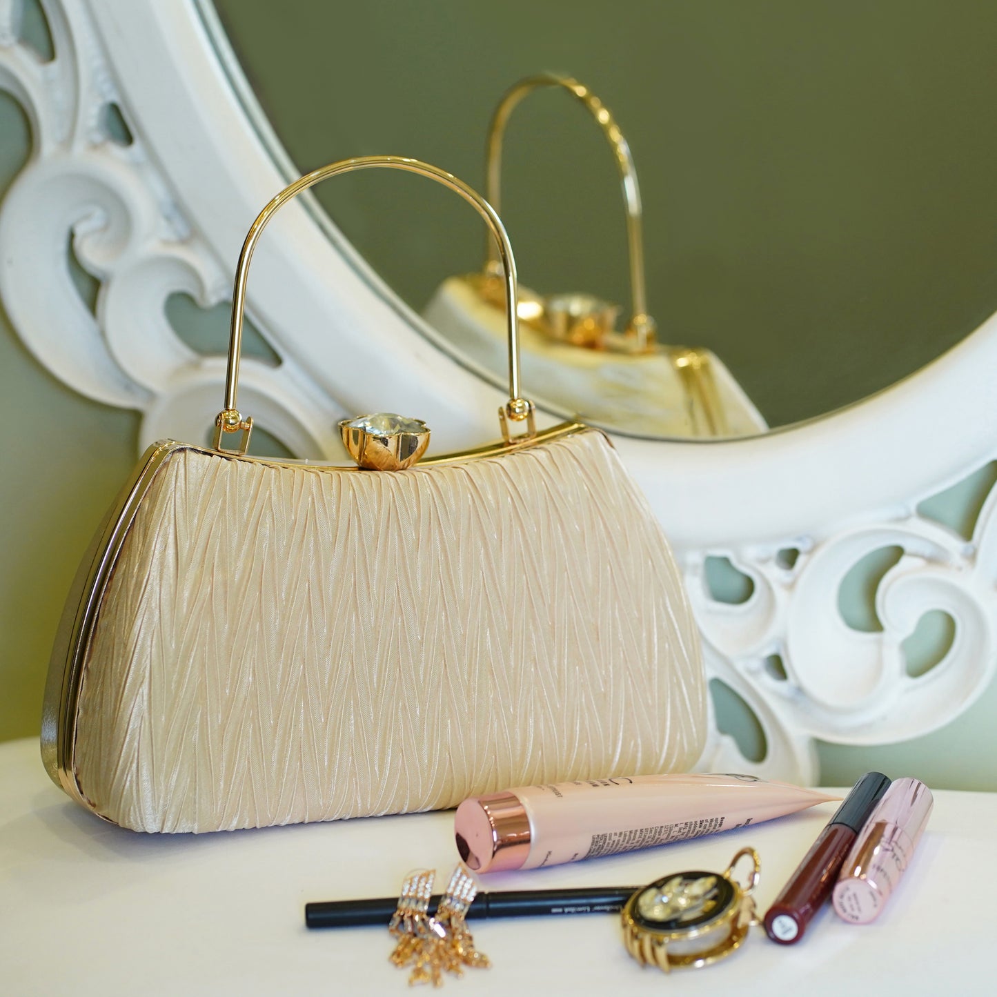 Cream Grace Clutch